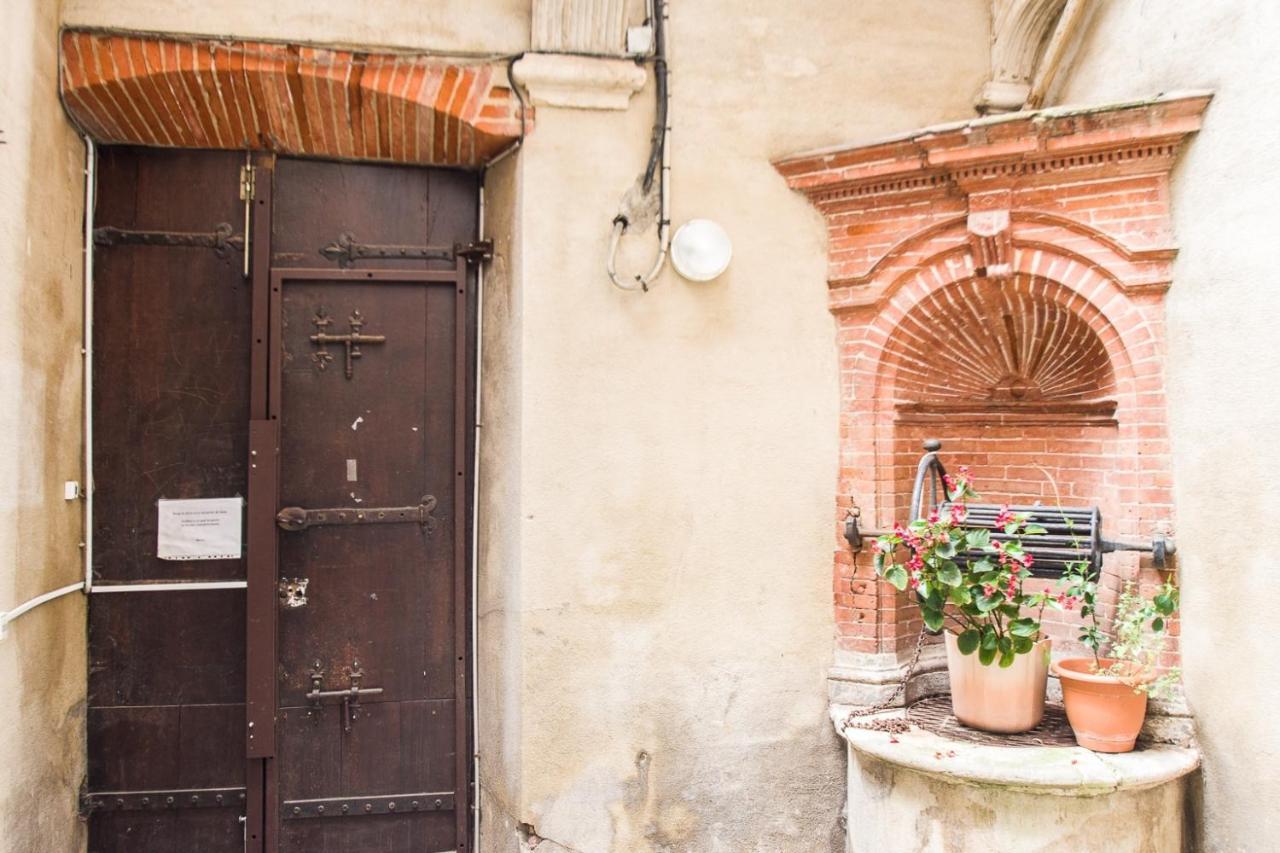 Le Petit Capitole - Studio Renove A 2 Pas Du Capitole ตูลูส ภายนอก รูปภาพ