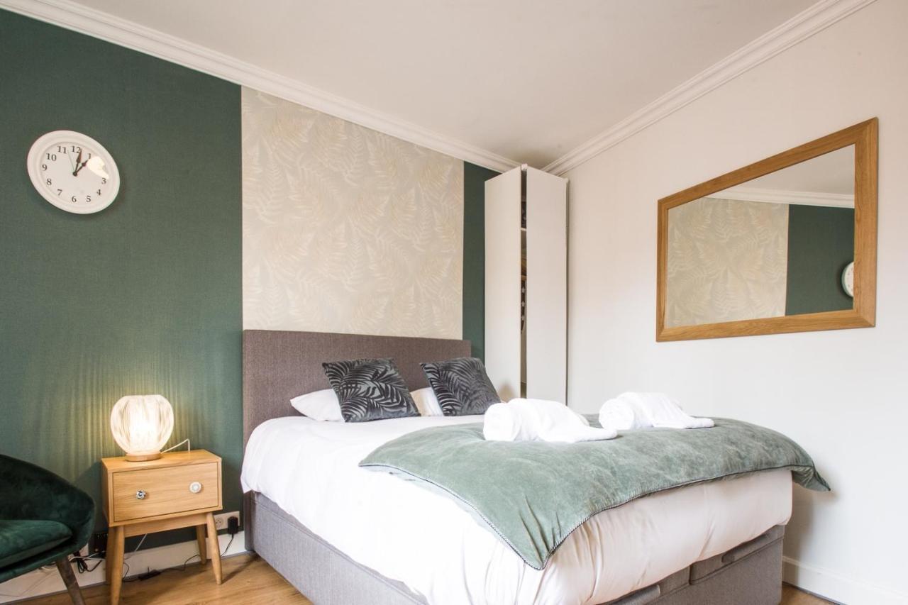 Le Petit Capitole - Studio Renove A 2 Pas Du Capitole ตูลูส ภายนอก รูปภาพ